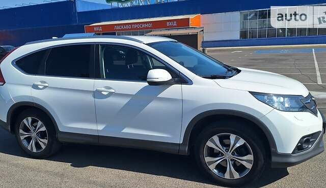 Белый Хонда СРВ, объемом двигателя 2.2 л и пробегом 238 тыс. км за 16500 $, фото 12 на Automoto.ua