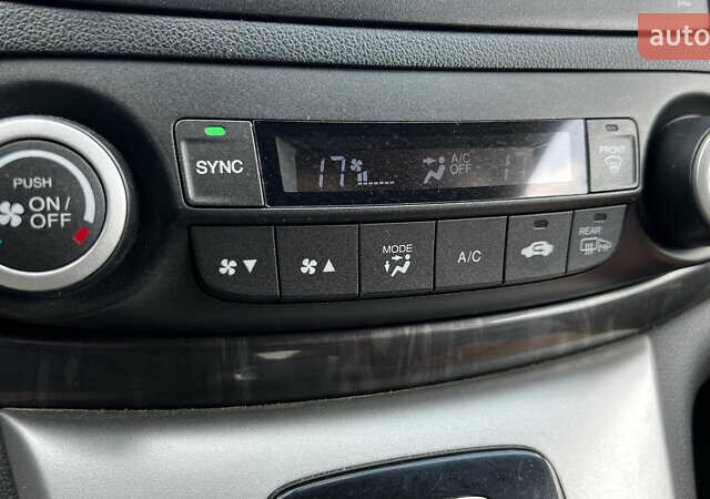 Белый Хонда СРВ, объемом двигателя 2.35 л и пробегом 222 тыс. км за 16100 $, фото 41 на Automoto.ua