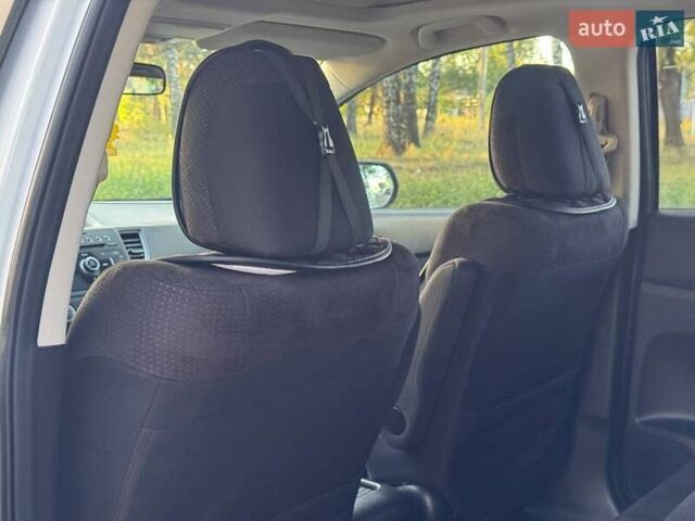 Белый Хонда СРВ, объемом двигателя 2.4 л и пробегом 169 тыс. км за 13980 $, фото 30 на Automoto.ua