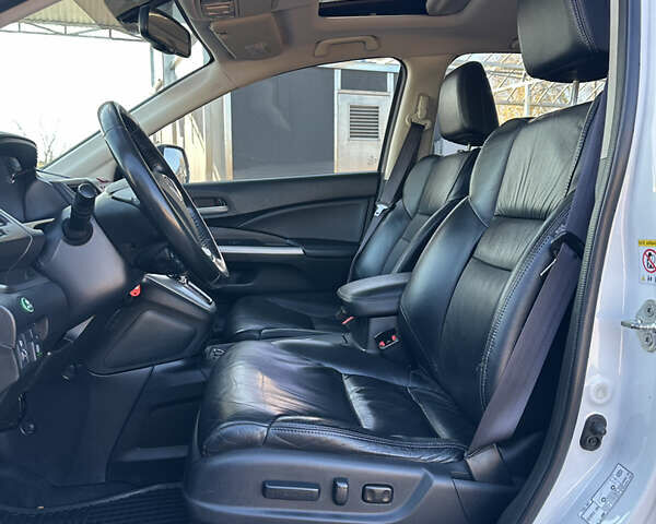 Белый Хонда СРВ, объемом двигателя 2.35 л и пробегом 200 тыс. км за 16800 $, фото 13 на Automoto.ua