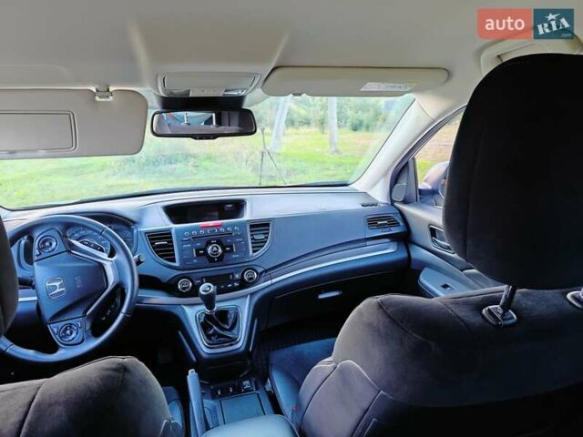 Белый Хонда СРВ, объемом двигателя 2.2 л и пробегом 250 тыс. км за 14800 $, фото 24 на Automoto.ua