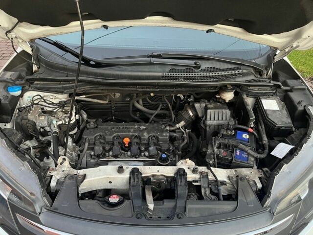 Белый Хонда СРВ, объемом двигателя 2 л и пробегом 121 тыс. км за 7500 $, фото 19 на Automoto.ua