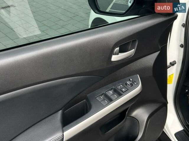 Білий Хонда СРВ, об'ємом двигуна 2.35 л та пробігом 179 тис. км за 16900 $, фото 7 на Automoto.ua