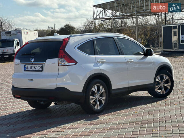 Белый Хонда СРВ, объемом двигателя 2.35 л и пробегом 200 тыс. км за 16800 $, фото 2 на Automoto.ua