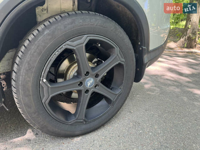 Белый Хонда СРВ, объемом двигателя 2.35 л и пробегом 200 тыс. км за 15500 $, фото 30 на Automoto.ua