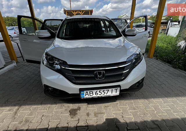 Белый Хонда СРВ, объемом двигателя 2.35 л и пробегом 222 тыс. км за 16100 $, фото 6 на Automoto.ua
