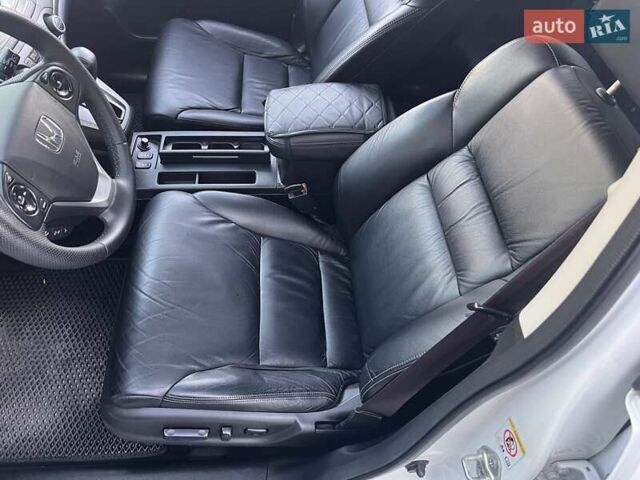 Білий Хонда СРВ, об'ємом двигуна 2.35 л та пробігом 179 тис. км за 16900 $, фото 28 на Automoto.ua