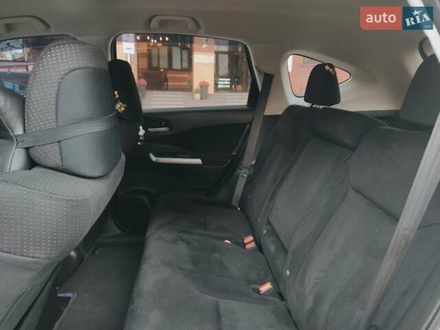 Белый Хонда СРВ, объемом двигателя 2.35 л и пробегом 94 тыс. км за 18200 $, фото 17 на Automoto.ua
