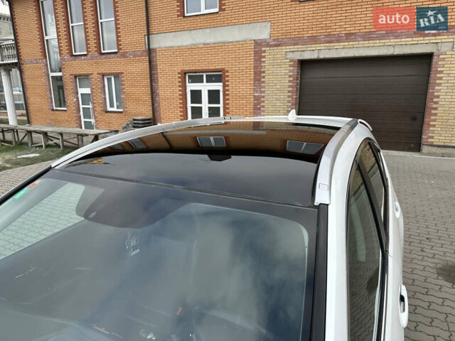 Білий Хонда СРВ, об'ємом двигуна 2.2 л та пробігом 181 тис. км за 20300 $, фото 7 на Automoto.ua