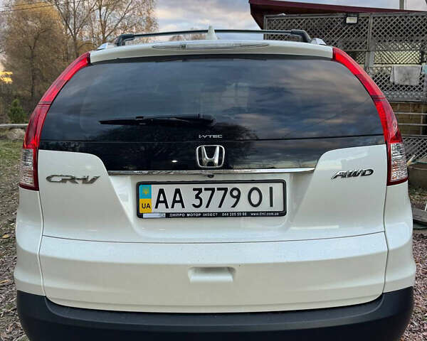 Білий Хонда СРВ, об'ємом двигуна 2.35 л та пробігом 86 тис. км за 17000 $, фото 5 на Automoto.ua