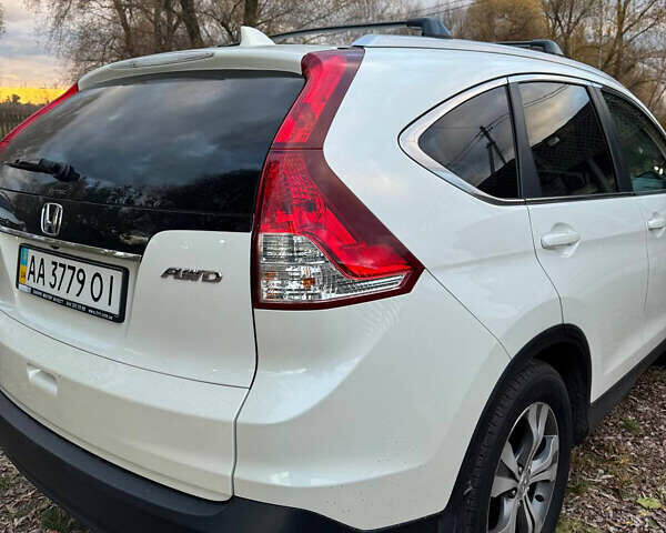 Білий Хонда СРВ, об'ємом двигуна 2.35 л та пробігом 86 тис. км за 17000 $, фото 9 на Automoto.ua