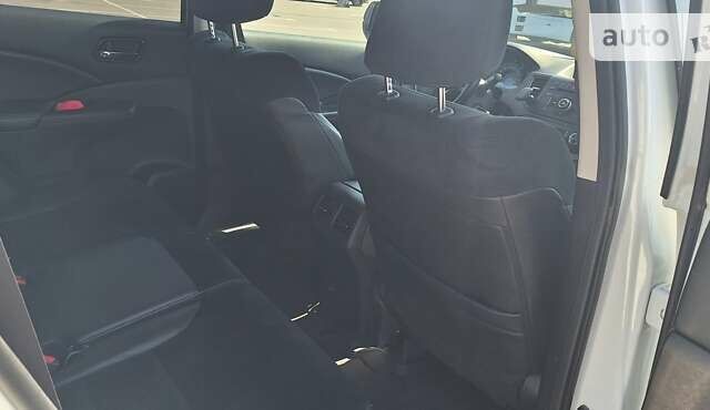 Белый Хонда СРВ, объемом двигателя 2.2 л и пробегом 238 тыс. км за 16500 $, фото 20 на Automoto.ua