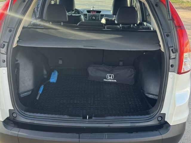 Белый Хонда СРВ, объемом двигателя 2.4 л и пробегом 179 тыс. км за 15900 $, фото 4 на Automoto.ua