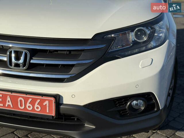 Белый Хонда СРВ, объемом двигателя 2.2 л и пробегом 254 тыс. км за 16950 $, фото 16 на Automoto.ua