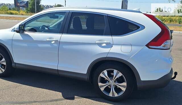 Белый Хонда СРВ, объемом двигателя 2.2 л и пробегом 238 тыс. км за 16500 $, фото 3 на Automoto.ua