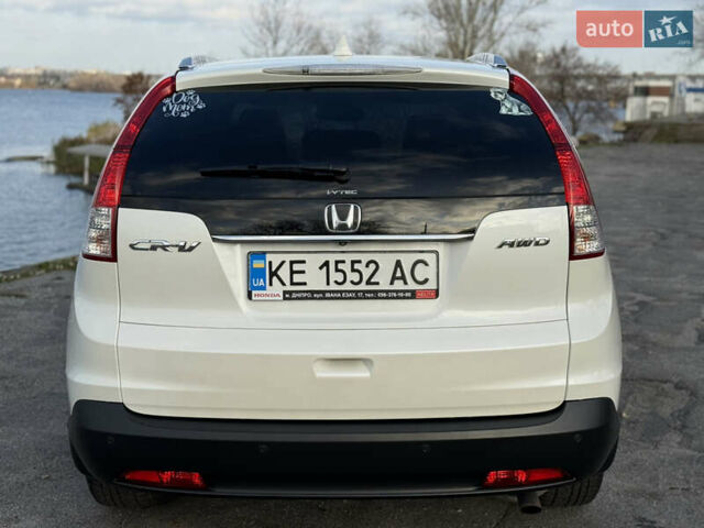 Белый Хонда СРВ, объемом двигателя 2.35 л и пробегом 167 тыс. км за 15500 $, фото 6 на Automoto.ua