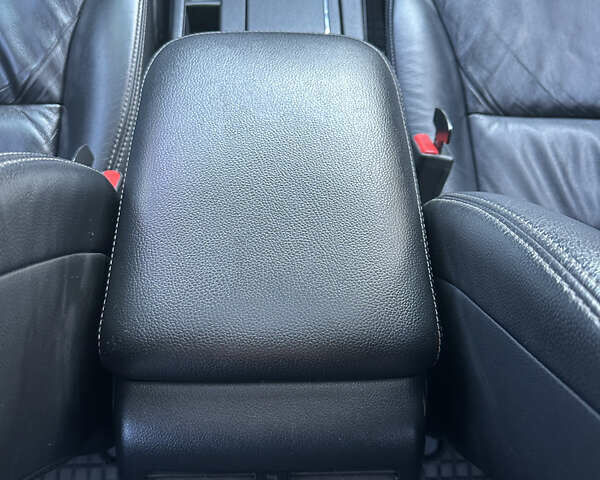 Белый Хонда СРВ, объемом двигателя 2.35 л и пробегом 200 тыс. км за 16800 $, фото 17 на Automoto.ua