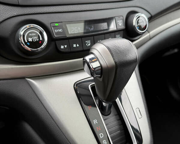 Белый Хонда СРВ, объемом двигателя 2.2 л и пробегом 110 тыс. км за 21950 $, фото 20 на Automoto.ua