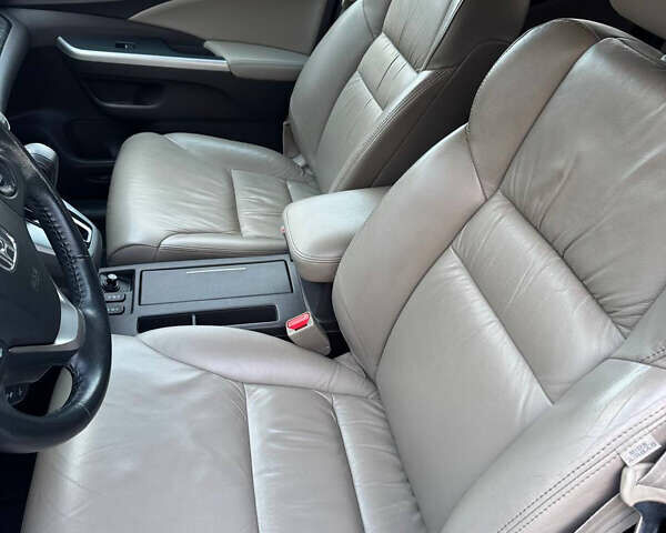 Білий Хонда СРВ, об'ємом двигуна 2.35 л та пробігом 86 тис. км за 17000 $, фото 11 на Automoto.ua