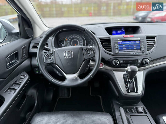 Белый Хонда СРВ, объемом двигателя 2.2 л и пробегом 110 тыс. км за 21950 $, фото 8 на Automoto.ua