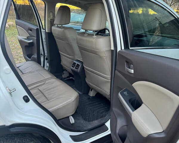 Білий Хонда СРВ, об'ємом двигуна 2.35 л та пробігом 86 тис. км за 17000 $, фото 15 на Automoto.ua