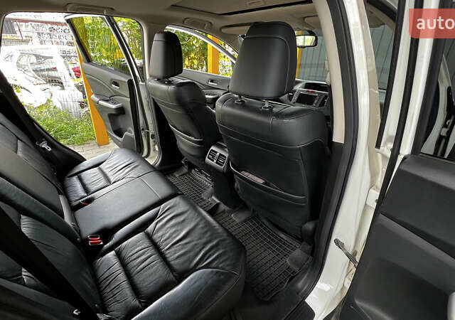 Белый Хонда СРВ, объемом двигателя 2.35 л и пробегом 222 тыс. км за 16100 $, фото 32 на Automoto.ua