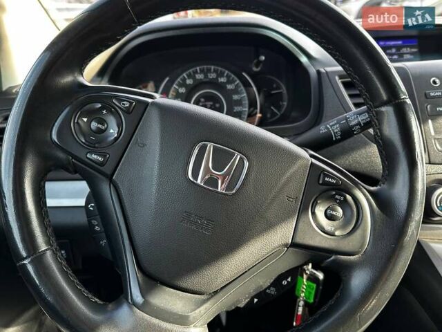 Белый Хонда СРВ, объемом двигателя 2.35 л и пробегом 175 тыс. км за 16500 $, фото 22 на Automoto.ua