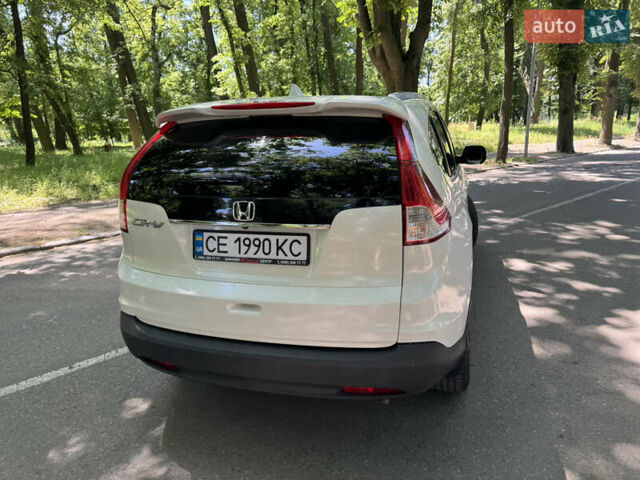 Белый Хонда СРВ, объемом двигателя 2.35 л и пробегом 200 тыс. км за 15500 $, фото 4 на Automoto.ua