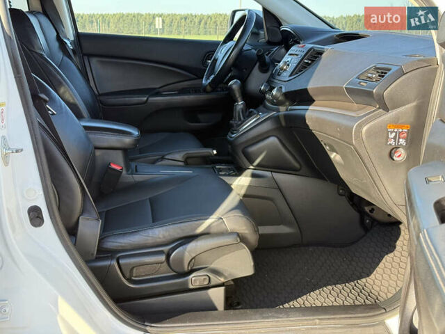 Белый Хонда СРВ, объемом двигателя 2.2 л и пробегом 254 тыс. км за 16950 $, фото 36 на Automoto.ua