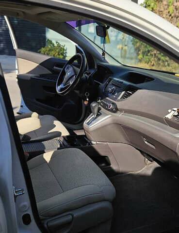 Білий Хонда СРВ, об'ємом двигуна 2.35 л та пробігом 145 тис. км за 15750 $, фото 3 на Automoto.ua