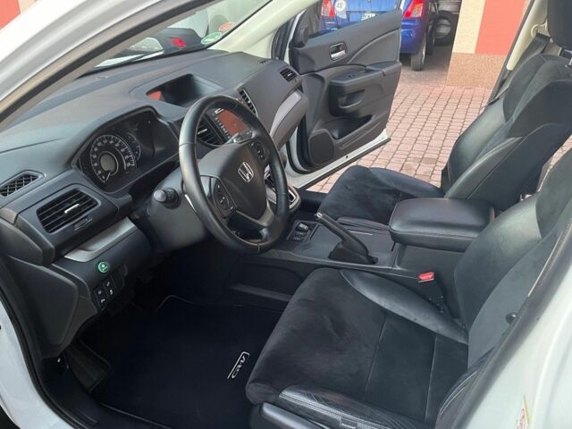 Белый Хонда СРВ, объемом двигателя 2 л и пробегом 121 тыс. км за 7500 $, фото 17 на Automoto.ua