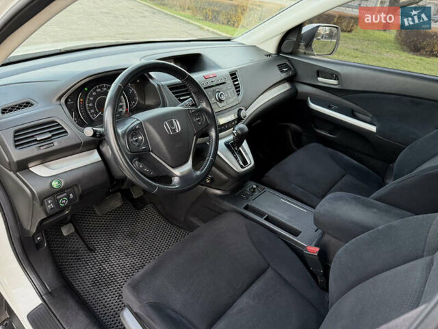Белый Хонда СРВ, объемом двигателя 2.35 л и пробегом 167 тыс. км за 15500 $, фото 16 на Automoto.ua