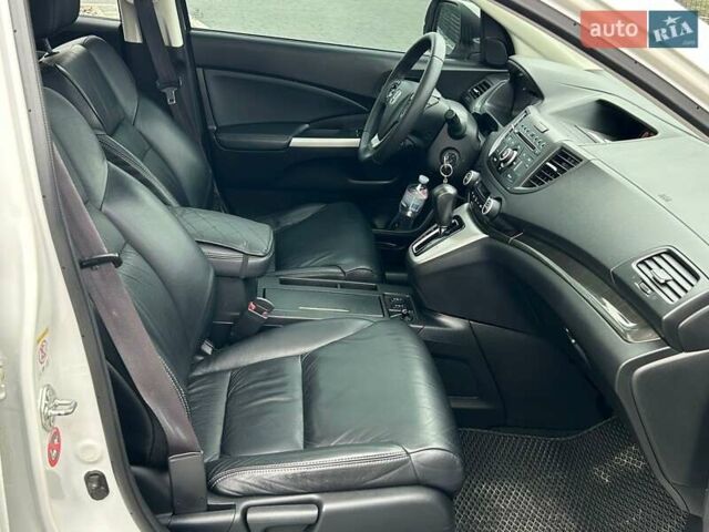 Білий Хонда СРВ, об'ємом двигуна 2.35 л та пробігом 179 тис. км за 16900 $, фото 35 на Automoto.ua