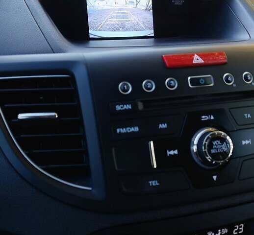 Белый Хонда СРВ, объемом двигателя 2.2 л и пробегом 260 тыс. км за 14700 $, фото 2 на Automoto.ua