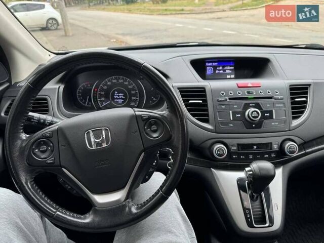 Белый Хонда СРВ, объемом двигателя 2.35 л и пробегом 76 тыс. км за 21000 $, фото 1 на Automoto.ua