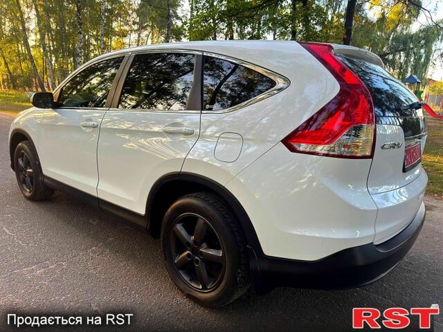 Белый Хонда СРВ, объемом двигателя 2.4 л и пробегом 150 тыс. км за 13980 $, фото 3 на Automoto.ua