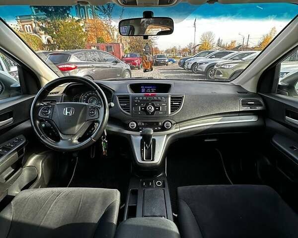 Белый Хонда СРВ, объемом двигателя 2.35 л и пробегом 175 тыс. км за 16500 $, фото 21 на Automoto.ua