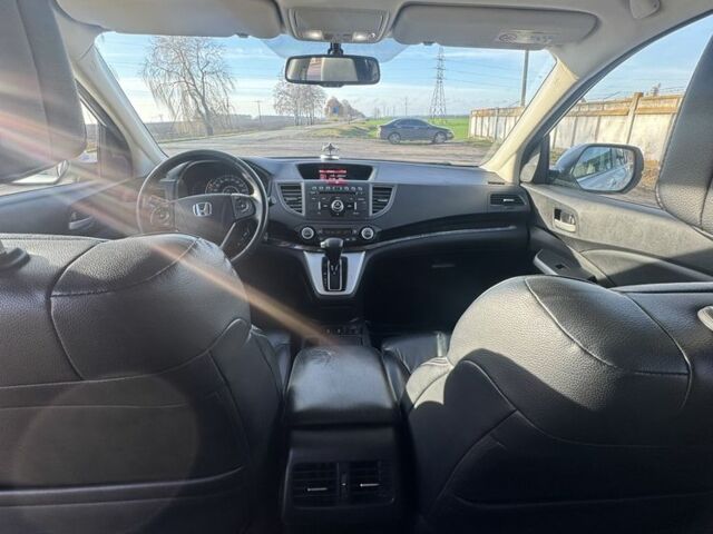 Белый Хонда СРВ, объемом двигателя 2.4 л и пробегом 179 тыс. км за 15900 $, фото 5 на Automoto.ua