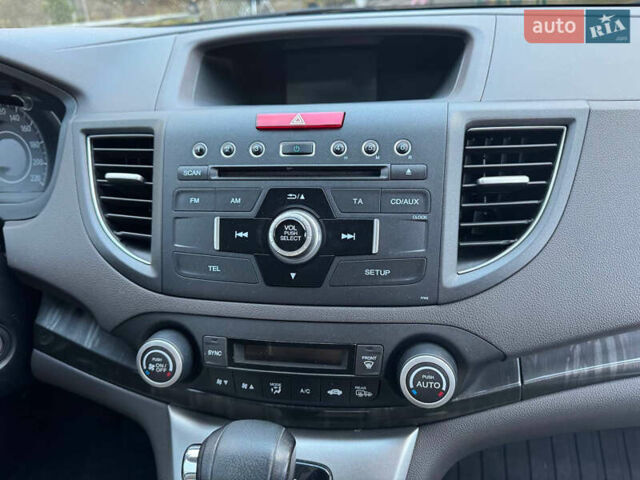 Білий Хонда СРВ, об'ємом двигуна 2.35 л та пробігом 86 тис. км за 17000 $, фото 14 на Automoto.ua