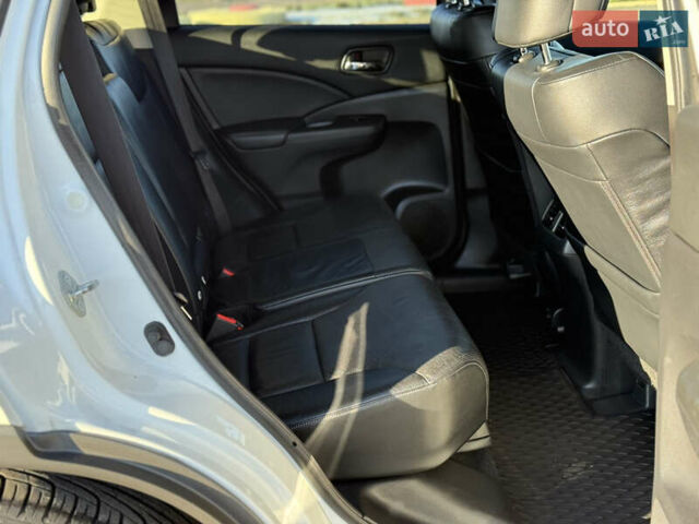 Белый Хонда СРВ, объемом двигателя 2.2 л и пробегом 254 тыс. км за 16950 $, фото 37 на Automoto.ua