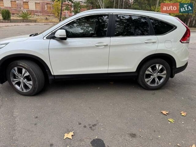 Белый Хонда СРВ, объемом двигателя 2.35 л и пробегом 76 тыс. км за 21000 $, фото 7 на Automoto.ua