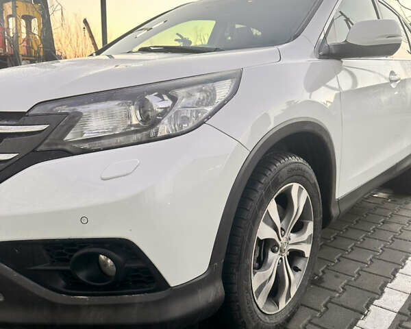 Белый Хонда СРВ, объемом двигателя 2.2 л и пробегом 152 тыс. км за 18750 $, фото 5 на Automoto.ua