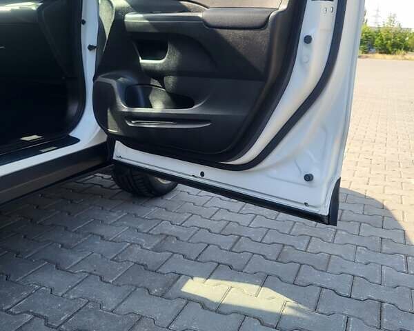 Белый Хонда СРВ, объемом двигателя 2.4 л и пробегом 160 тыс. км за 17499 $, фото 24 на Automoto.ua