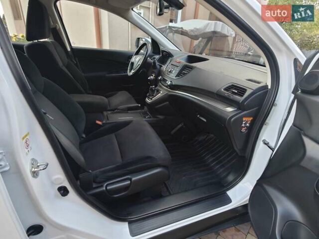 Білий Хонда СРВ, об'ємом двигуна 2.2 л та пробігом 280 тис. км за 15700 $, фото 27 на Automoto.ua