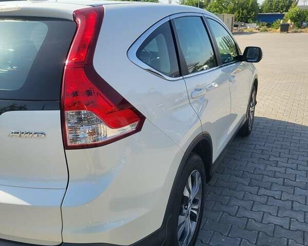 Белый Хонда СРВ, объемом двигателя 2.4 л и пробегом 160 тыс. км за 17499 $, фото 6 на Automoto.ua