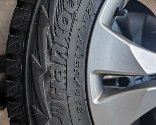 Білий Хонда СРВ, об'ємом двигуна 2.2 л та пробігом 280 тис. км за 15700 $, фото 31 на Automoto.ua