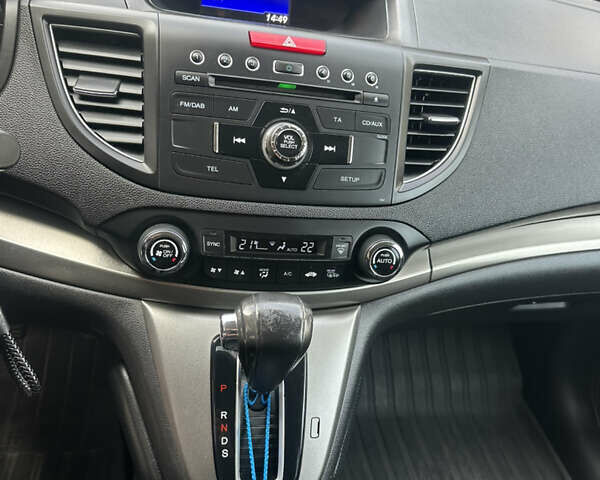 Белый Хонда СРВ, объемом двигателя 2.2 л и пробегом 237 тыс. км за 17500 $, фото 10 на Automoto.ua