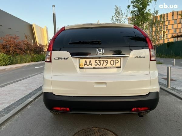 Белый Хонда СРВ, объемом двигателя 2.4 л и пробегом 0 тыс. км за 16900 $, фото 4 на Automoto.ua