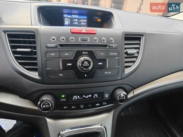 Білий Хонда СРВ, об'ємом двигуна 2.2 л та пробігом 280 тис. км за 15700 $, фото 22 на Automoto.ua