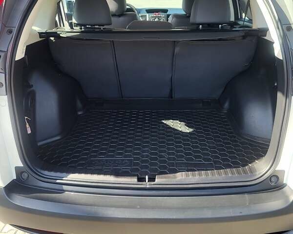 Белый Хонда СРВ, объемом двигателя 2.4 л и пробегом 160 тыс. км за 17499 $, фото 20 на Automoto.ua